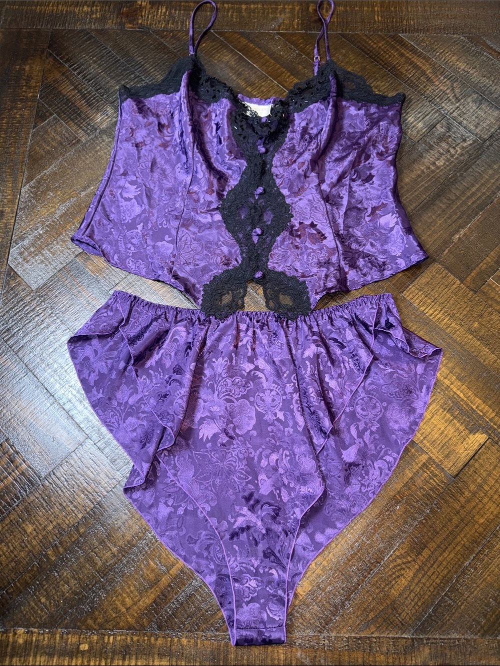Vintage 90s Victoria’s Secret Gold Label Purple Jacquard Lace 2pc Lingerie Set L